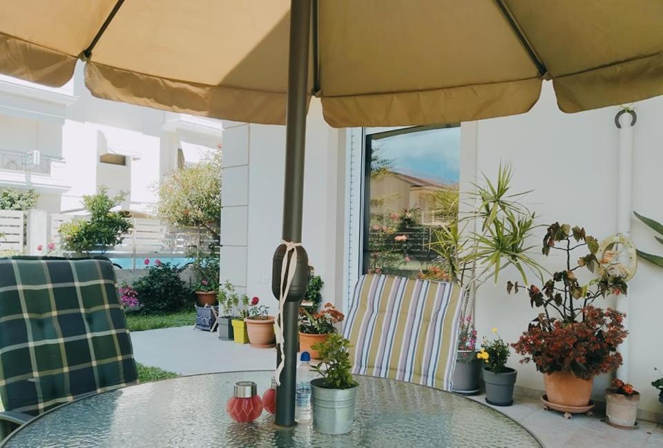 Xrysa'S Garden Apartment Missolonghi Bagian luar foto