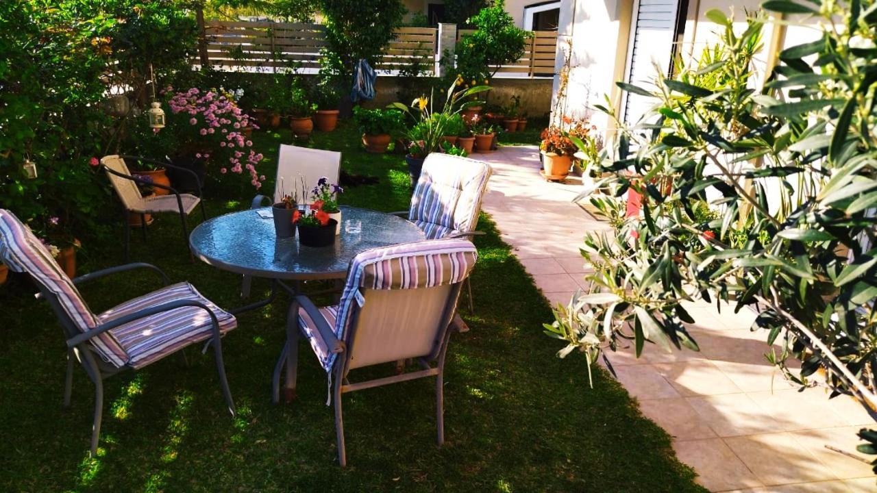 Xrysa'S Garden Apartment Missolonghi Bagian luar foto